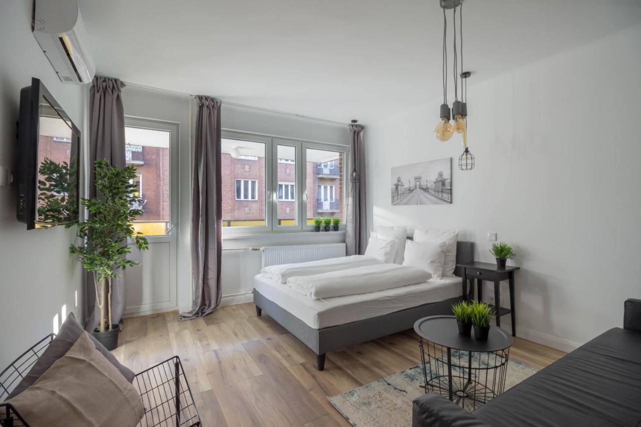 Standard Apartment By Hi5 - Madach بودابست المظهر الخارجي الصورة